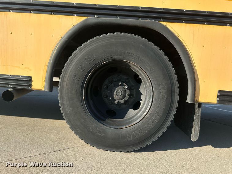 image for item DM2607 2006 Blue Bird  school bus