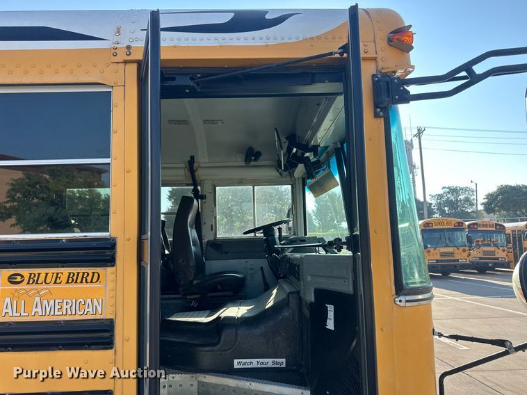 image for item DM2608 2005 Blue Bird  school bus