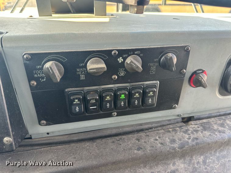 image for item DM2608 2005 Blue Bird  school bus