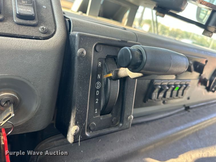 image for item DM2608 2005 Blue Bird  school bus