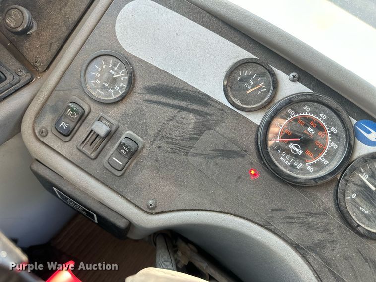 image for item DM2608 2005 Blue Bird  school bus