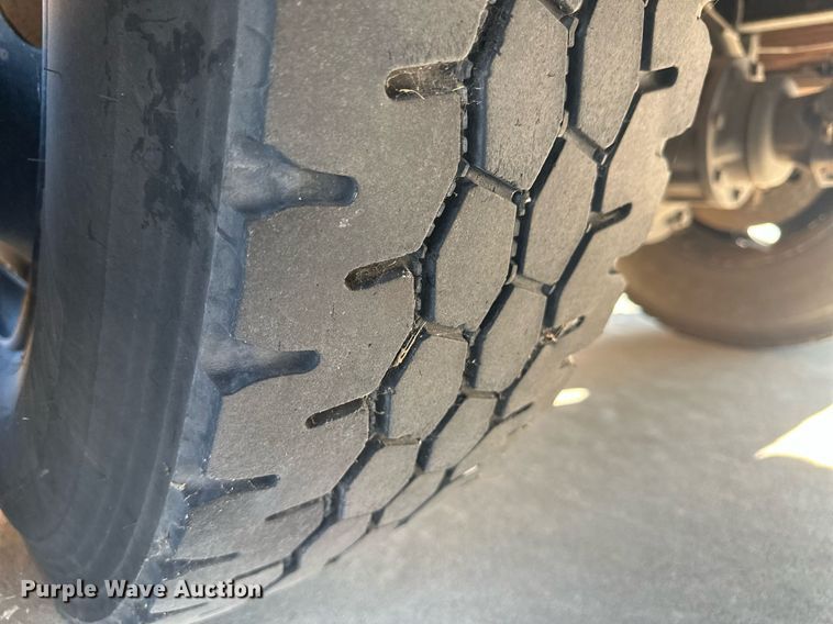 image for item DM2608 2005 Blue Bird  school bus