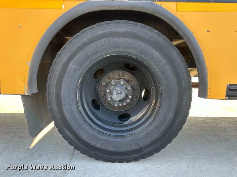 image for item DM2608 2005 Blue Bird  school bus