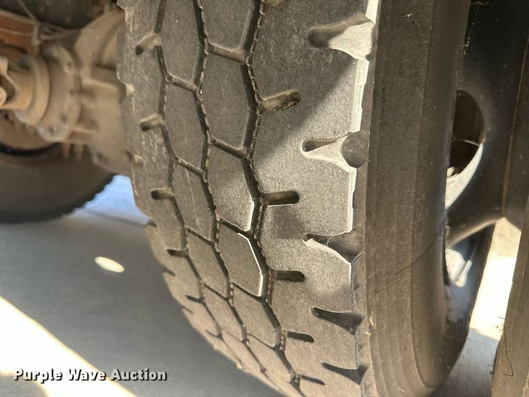 image for item DM2608 2005 Blue Bird  school bus