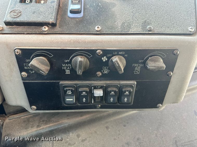 image for item DM2609 2004 Blue Bird  school bus