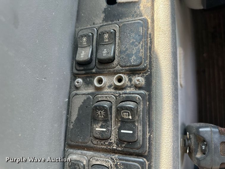 image for item DM2609 2004 Blue Bird  school bus