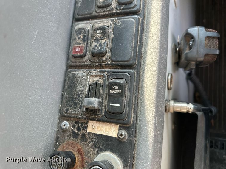 image for item DM2609 2004 Blue Bird  school bus