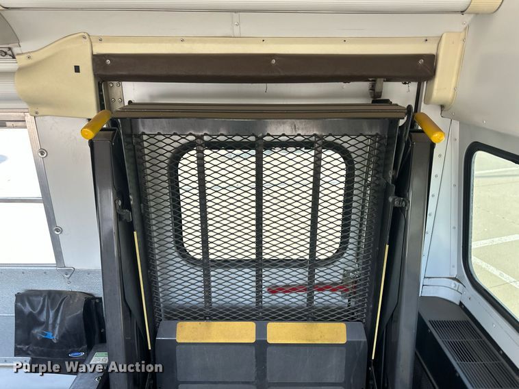 image for item DM2609 2004 Blue Bird  school bus