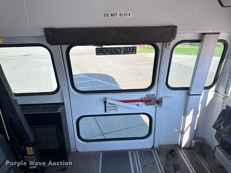 image for item DM2609 2004 Blue Bird  school bus