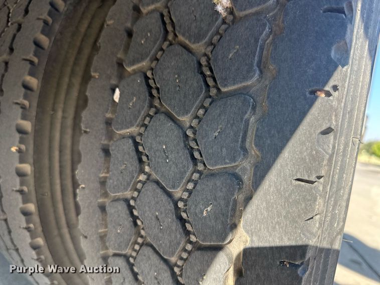 image for item DM2609 2004 Blue Bird  school bus