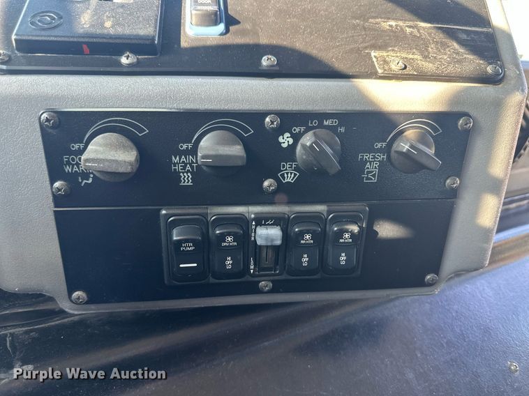 image for item DM2610 2004 Blue Bird  school bus