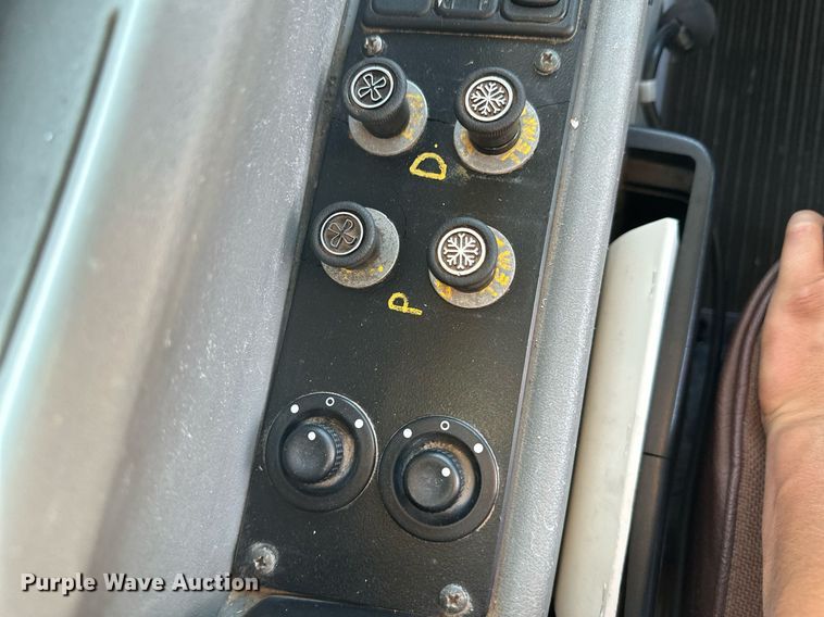 image for item DM2610 2004 Blue Bird  school bus