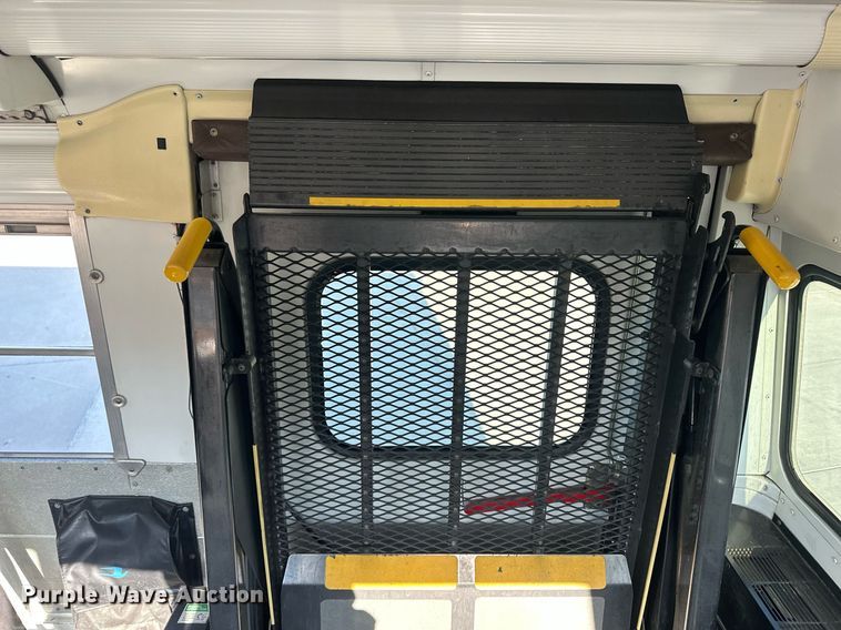 image for item DM2610 2004 Blue Bird  school bus