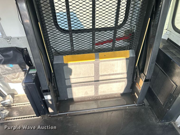 image for item DM2610 2004 Blue Bird  school bus