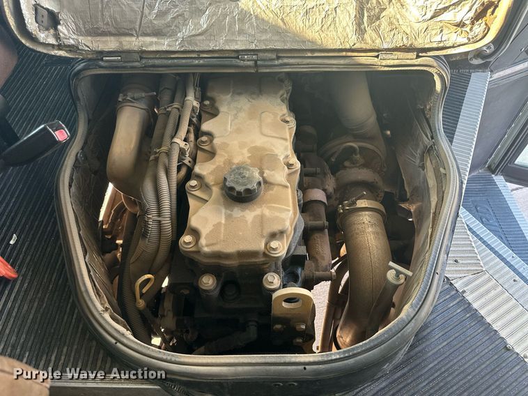 image for item DM2610 2004 Blue Bird  school bus