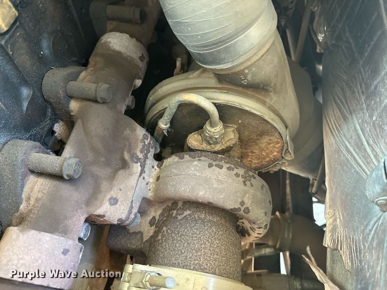 image for item DM2610 2004 Blue Bird  school bus