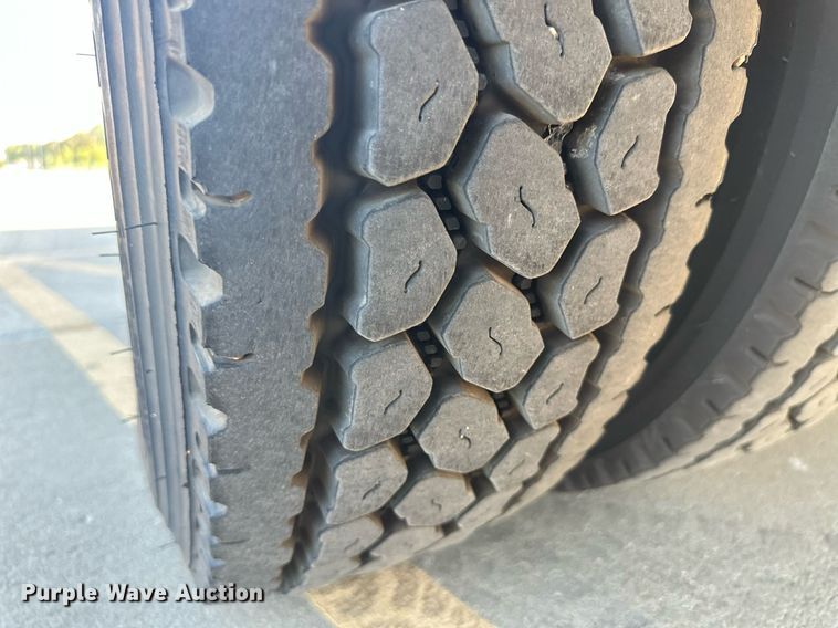 image for item DM2610 2004 Blue Bird  school bus