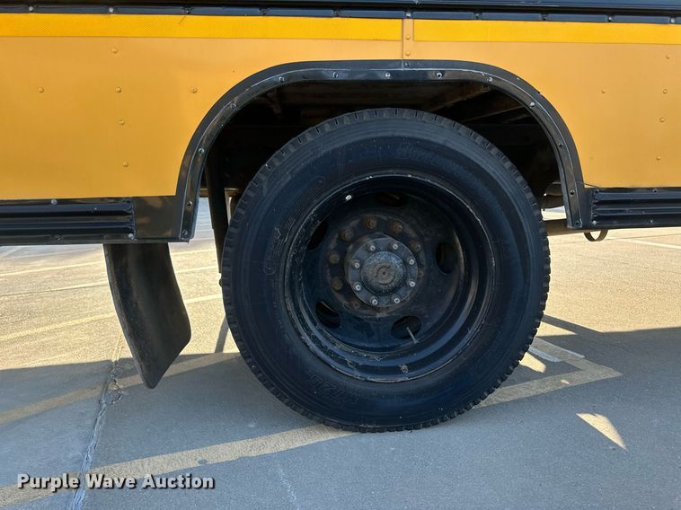 image for item DM2610 2004 Blue Bird  school bus