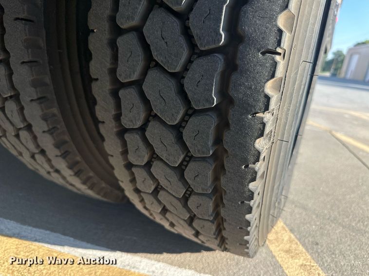 image for item DM2610 2004 Blue Bird  school bus