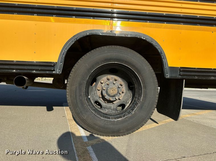 image for item DM2610 2004 Blue Bird  school bus