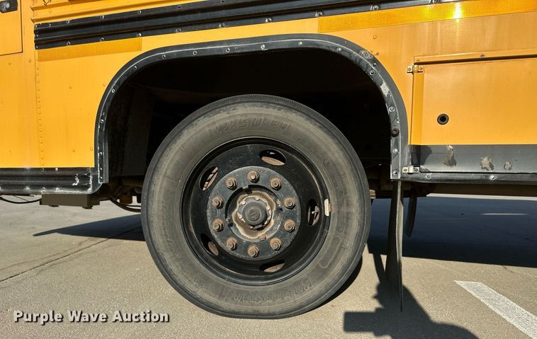 image for item DM2610 2004 Blue Bird  school bus