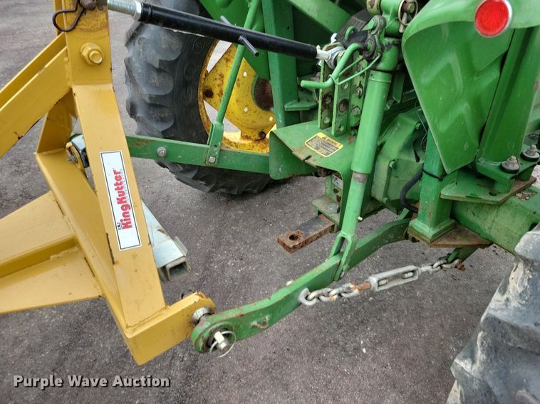 image for item DN4092 1980 John Deere 950  tractor