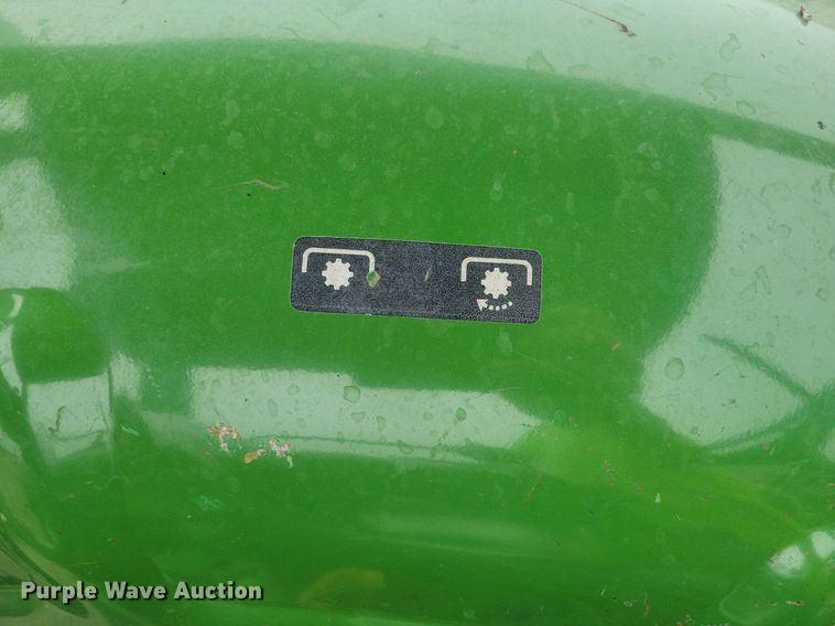 image for item DN4092 1980 John Deere 950  tractor