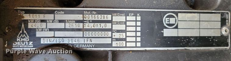 image for item DN4094 1999 Gehl 5635DX  skid steer loader