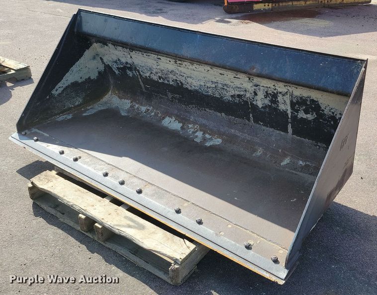 image for item DN4095 Caterpillar 279-S421  skid steer bucket