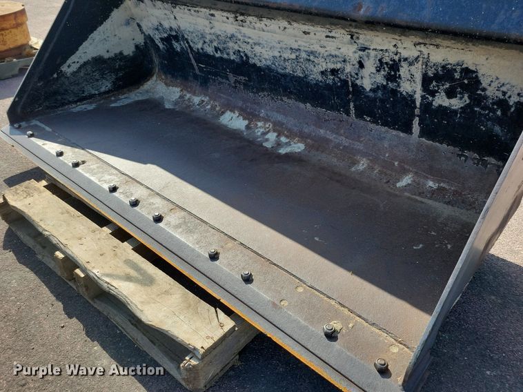 image for item DN4095 Caterpillar 279-S421  skid steer bucket