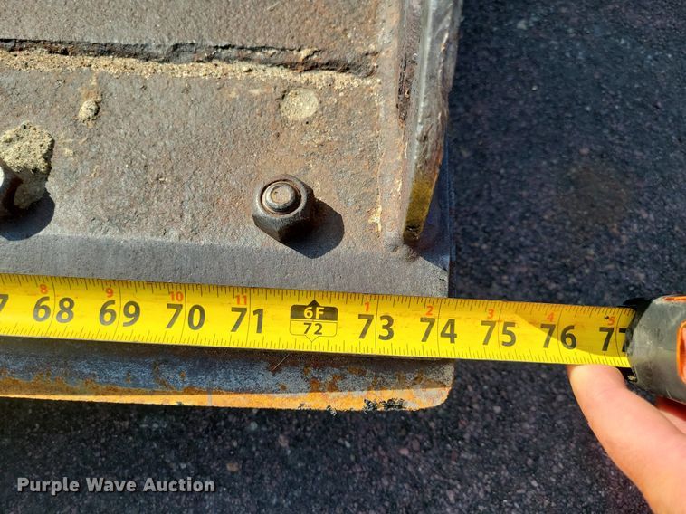 image for item DN4095 Caterpillar 279-S421  skid steer bucket