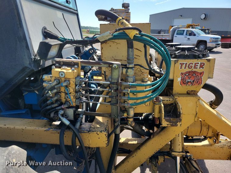 image for item DN4097 1994 Ford Versatile 9030  4WD bi-directional tractor