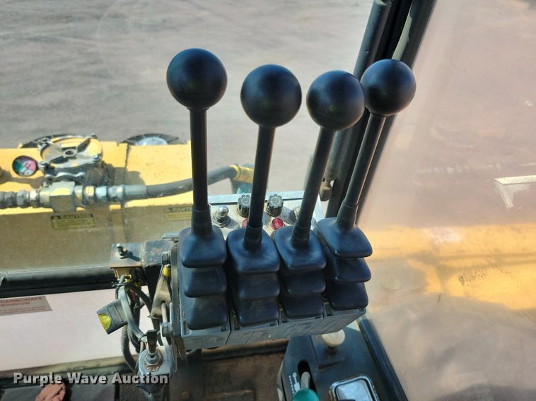 image for item DN4097 1994 Ford Versatile 9030  4WD bi-directional tractor