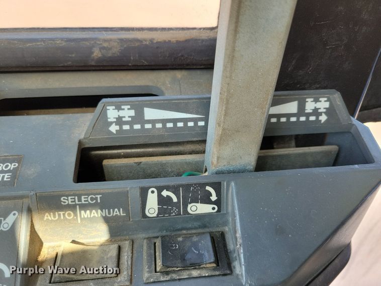 image for item DN4097 1994 Ford Versatile 9030  4WD bi-directional tractor