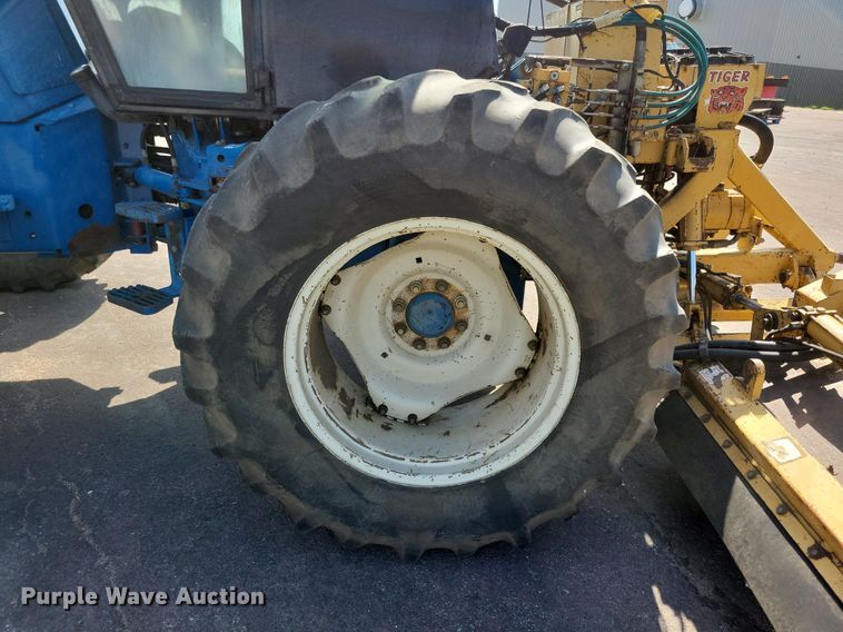 image for item DN4097 1994 Ford Versatile 9030  4WD bi-directional tractor