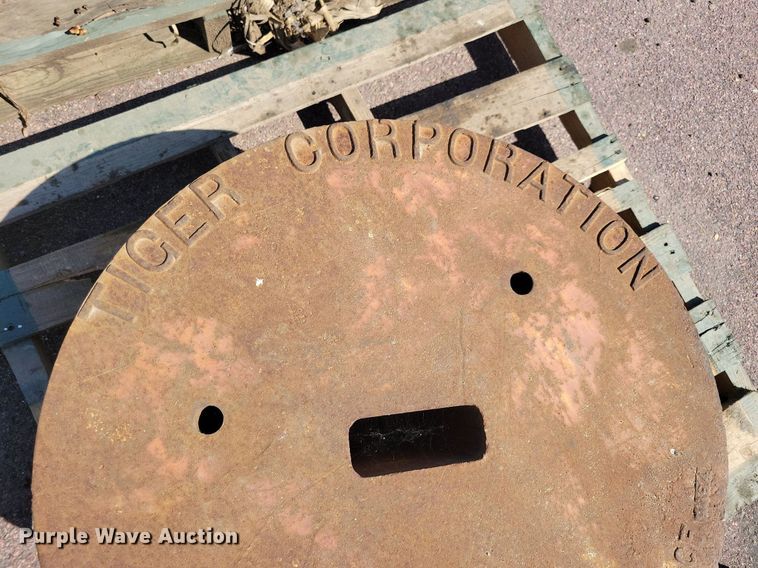 image for item DN4097 1994 Ford Versatile 9030  4WD bi-directional tractor