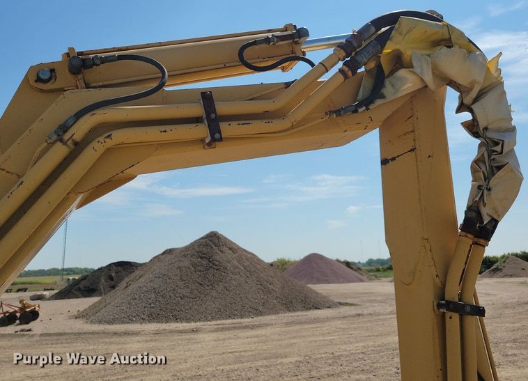 image for item DN4097 1994 Ford Versatile 9030  4WD bi-directional tractor