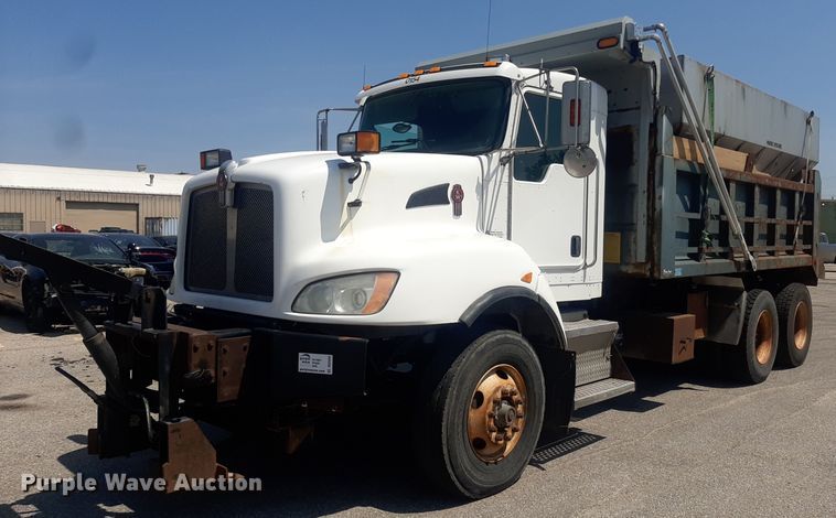 image for item DO3089 2010 Kenworth T400  dump truck