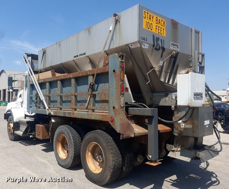 image for item DO3089 2010 Kenworth T400  dump truck