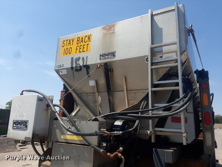 image for item DO3089 2010 Kenworth T400  dump truck