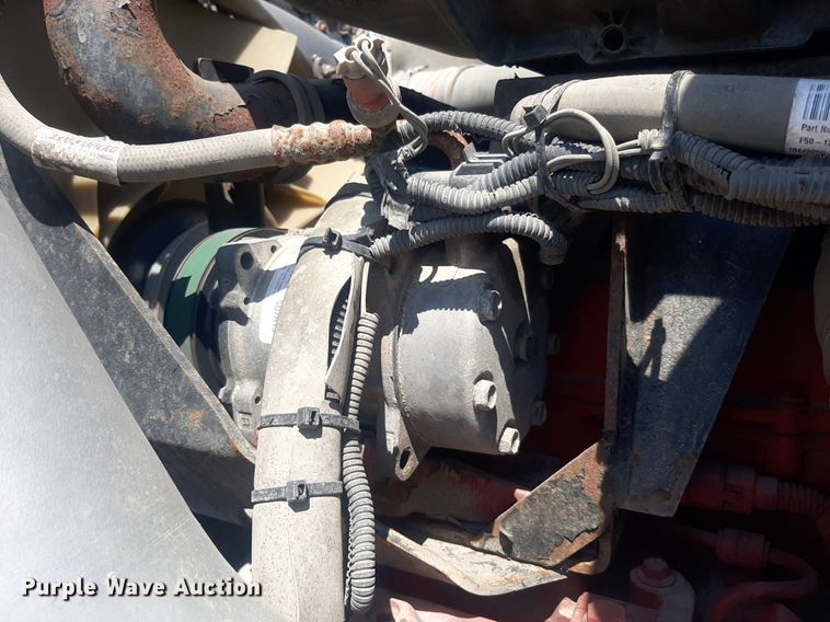 image for item DO3089 2010 Kenworth T400  dump truck