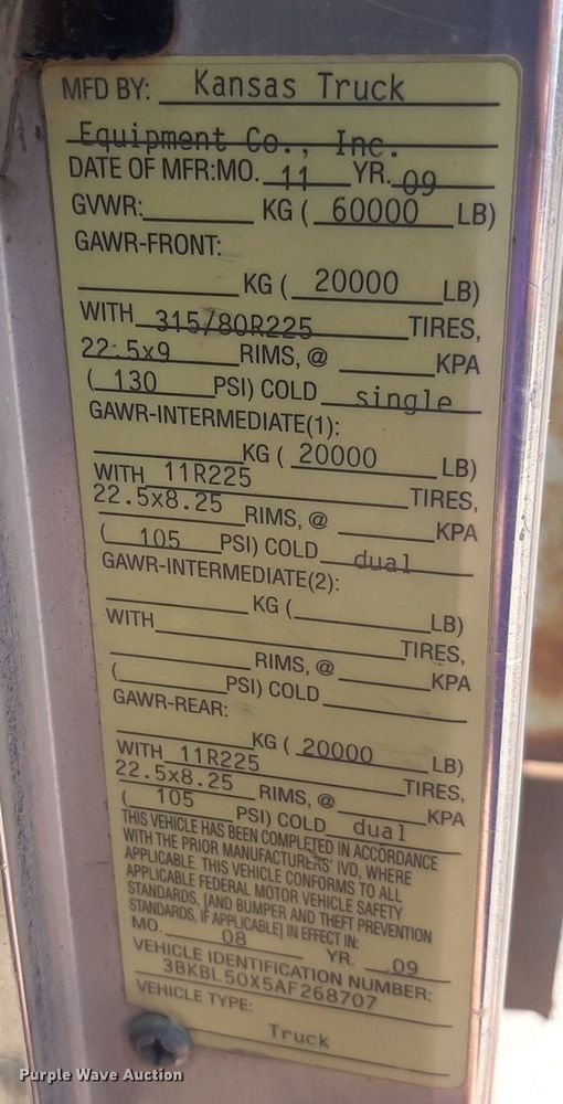 image for item DO3089 2010 Kenworth T400  dump truck