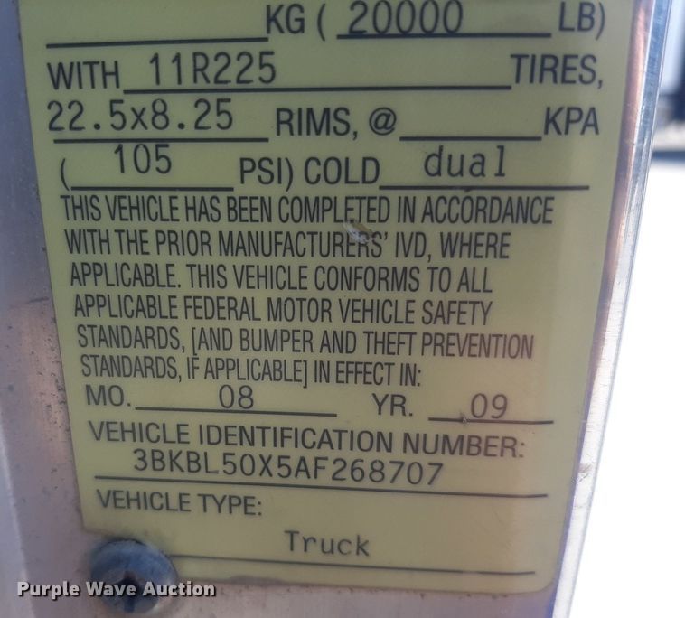 image for item DO3089 2010 Kenworth T400  dump truck