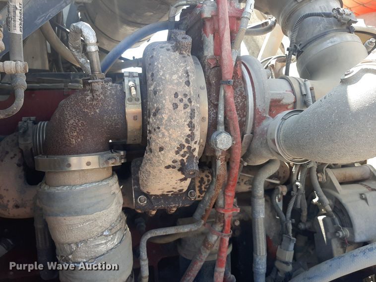 image for item DO3090 2011 Peterbilt 365  dump truck