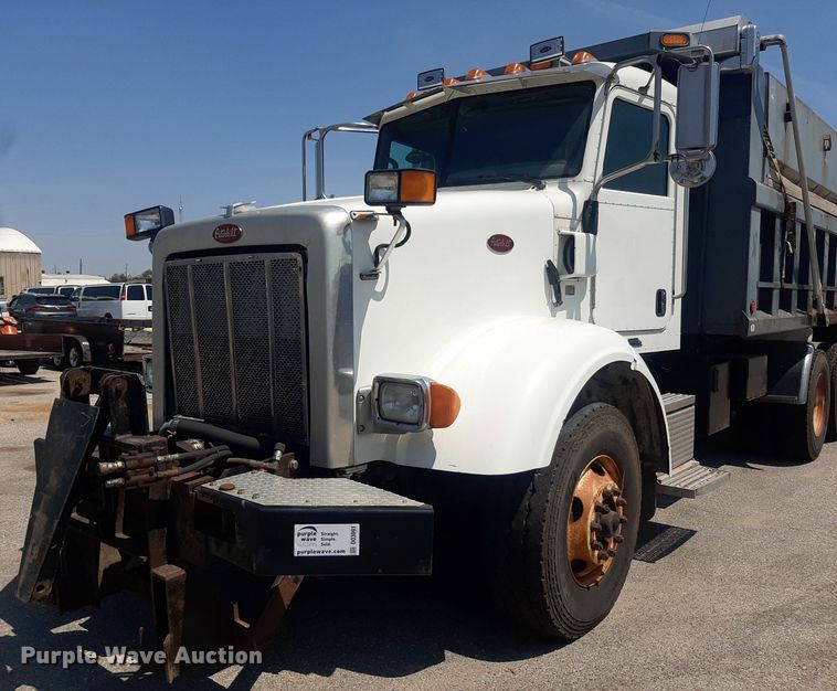 image for item DO3091 2011 Peterbilt 365  dump truck