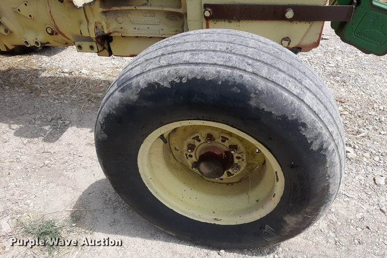 image for item DO3109 Ford 545  tractor