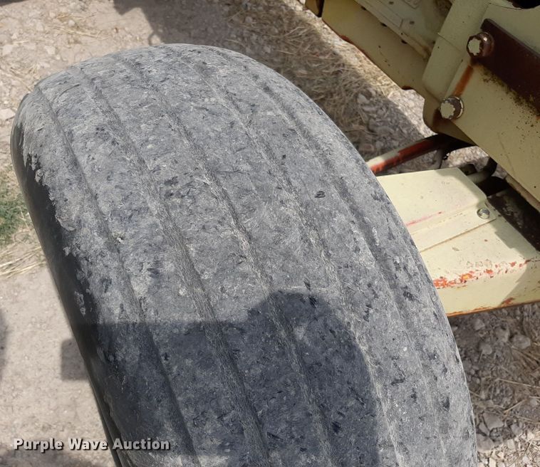 image for item DO3109 Ford 545  tractor