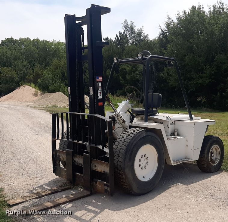 image for item DO3110 Wiggins WD84UV  forklift