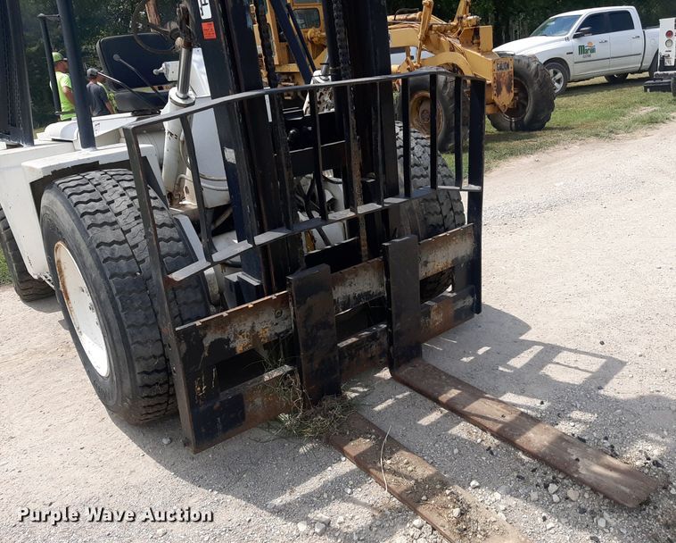 image for item DO3110 Wiggins WD84UV  forklift