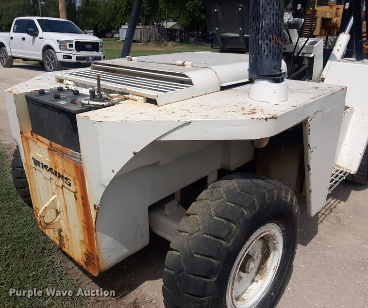 image for item DO3110 Wiggins WD84UV  forklift